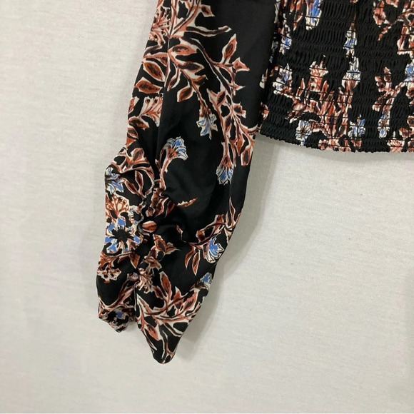 Free People Ruched Smock Santiago Blouse in Black Floral Size Large - Picture 6 of 12